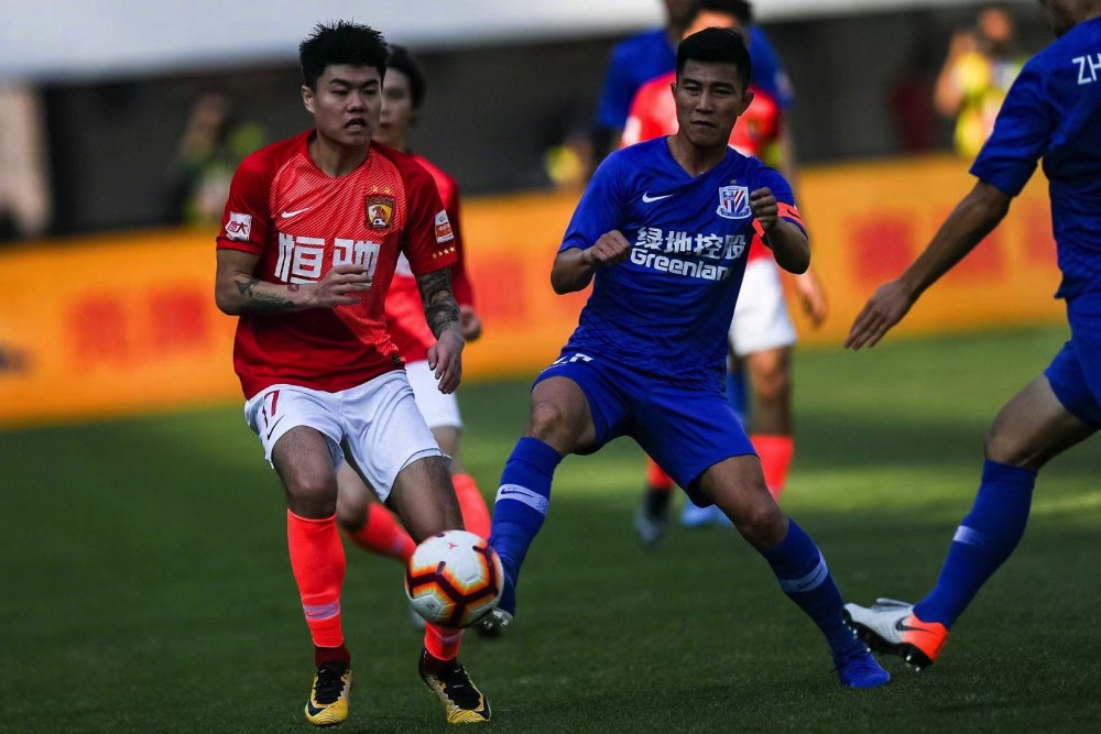 包含太狠了！芝加哥公牛伤情更新备战中超风云突变圣安东尼奥马刺赛后状态回暖，今夜莱比锡备战英超的词条